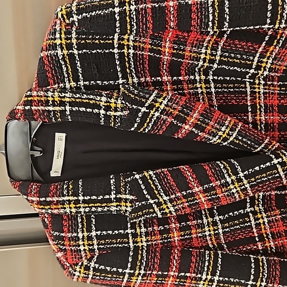 💕MANGO💕 Buttons Tweed Blazer ~ Multi-Color Plaid Print US Medium - Picture 10 of 15